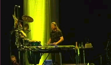 spgm/gal/Zappa Plays Zappa Belgium TV/screen045.jpg